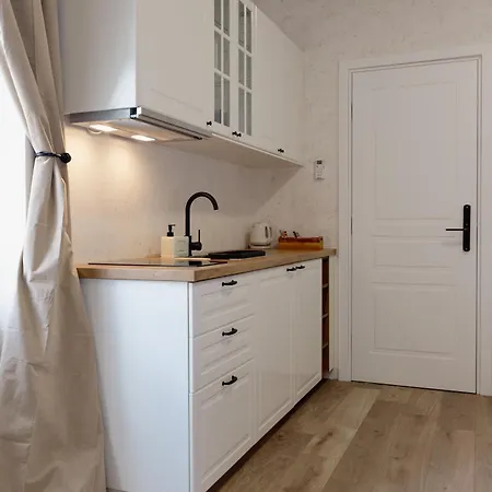 Place 2 Apartment