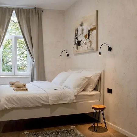 Apartment Place 2
